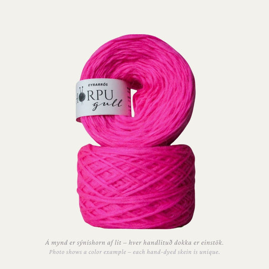 Hand-dyed Icelandic lopi yarn inspired by Arctic riverbeauty in bright pink tones