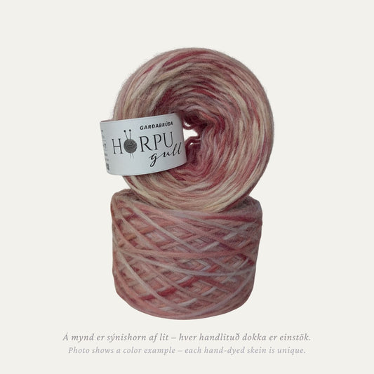 Hand-dyed Icelandic lopi yarn inspired by common valerian in soft dusty pink tones