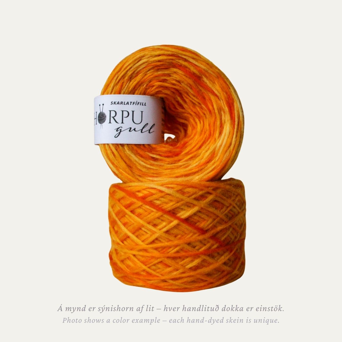 Skarlatfífill hand-dyed Icelandic lopi yarn in warm orange and red tones made from 100% Icelandic wool